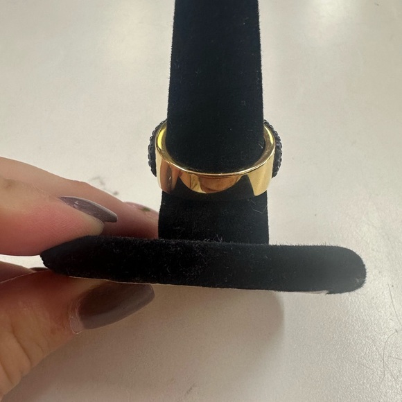 Swarovski Silver Crystal Ring Modern Elegance - Picture 3 of 6